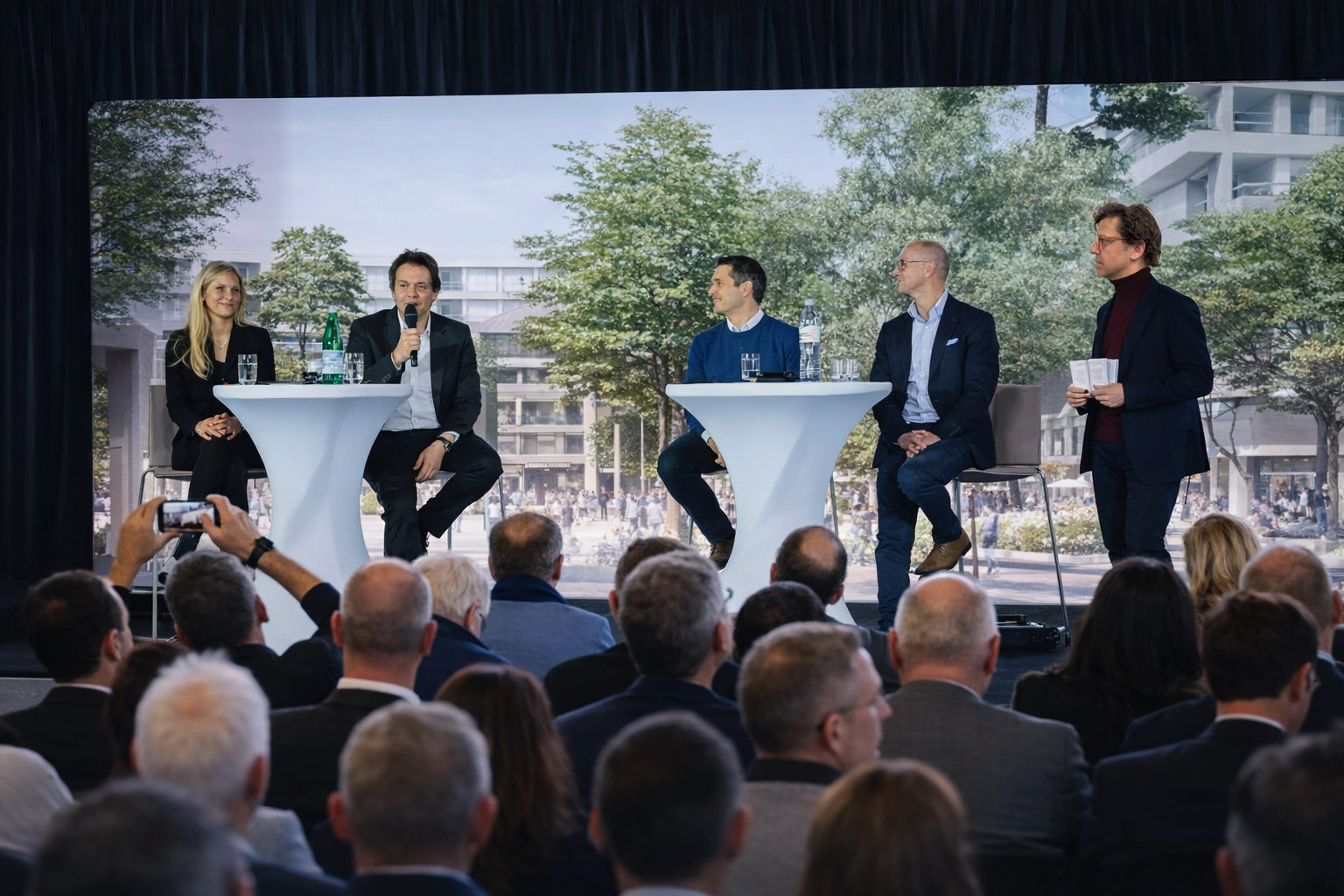 Concertation publique — table ronde avec intervenants